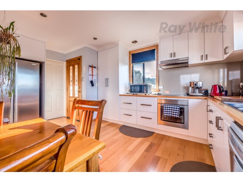 32 Carnegie Street, Claremont TAS 7011