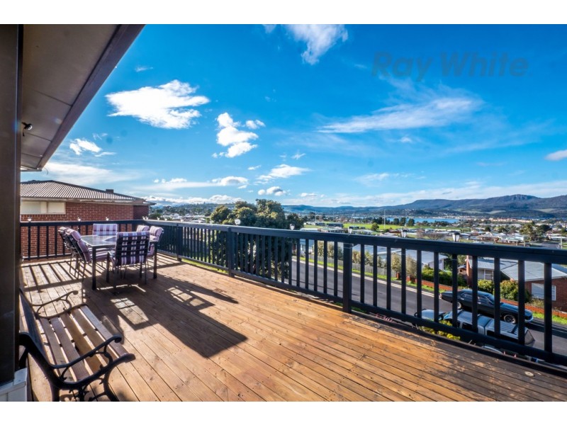 32 Carnegie Street, Claremont TAS 7011