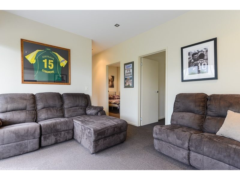 1/351 Carella Street, Tranmere TAS 7018