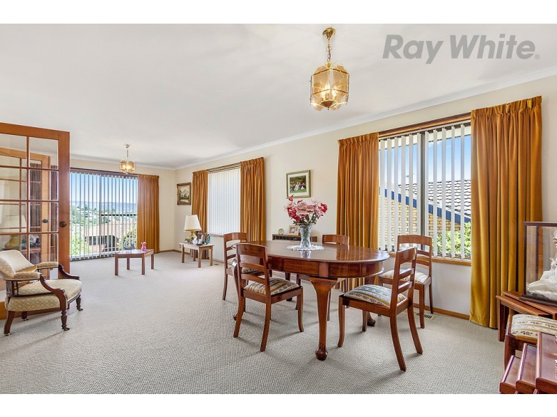 4 Swinton Place, Rose Bay TAS 7015
