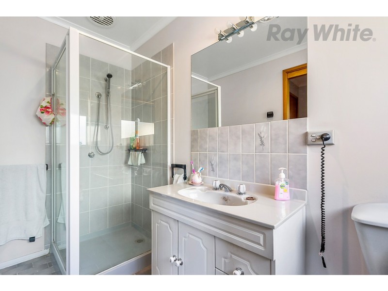 4 Swinton Place, Rose Bay TAS 7015