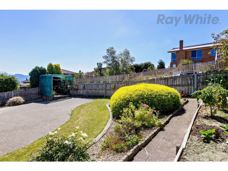 4 Swinton Place, Rose Bay TAS 7015
