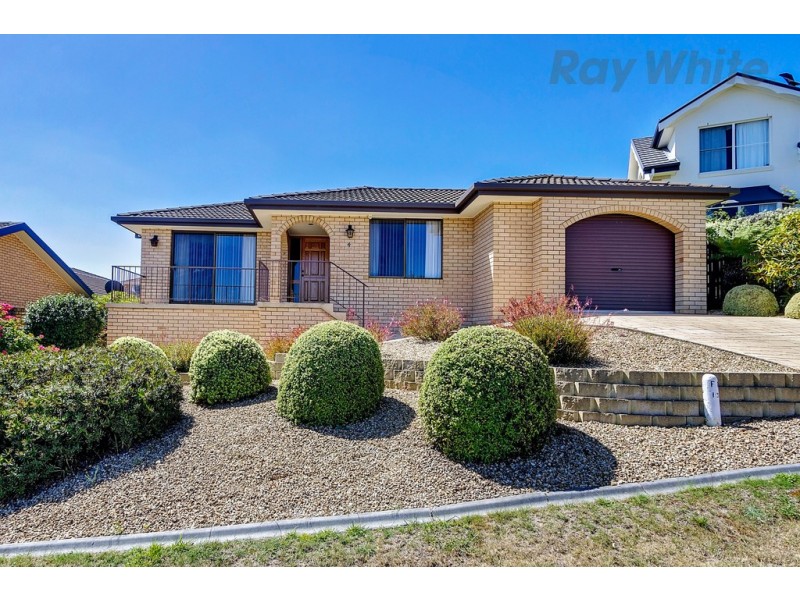 4 Swinton Place, Rose Bay TAS 7015