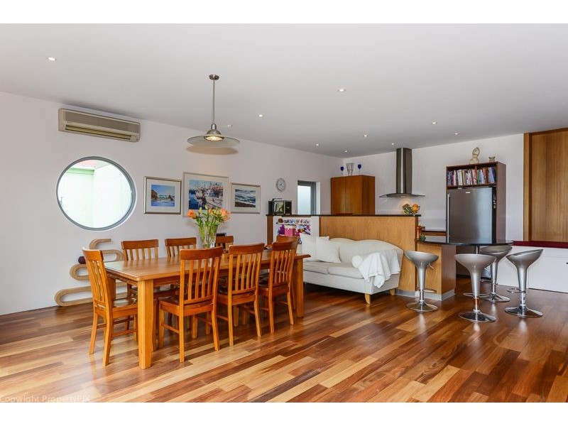 13 Swanston Street, New Town TAS 7008