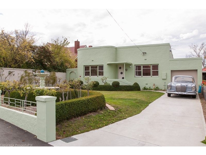 13 Swanston Street, New Town TAS 7008