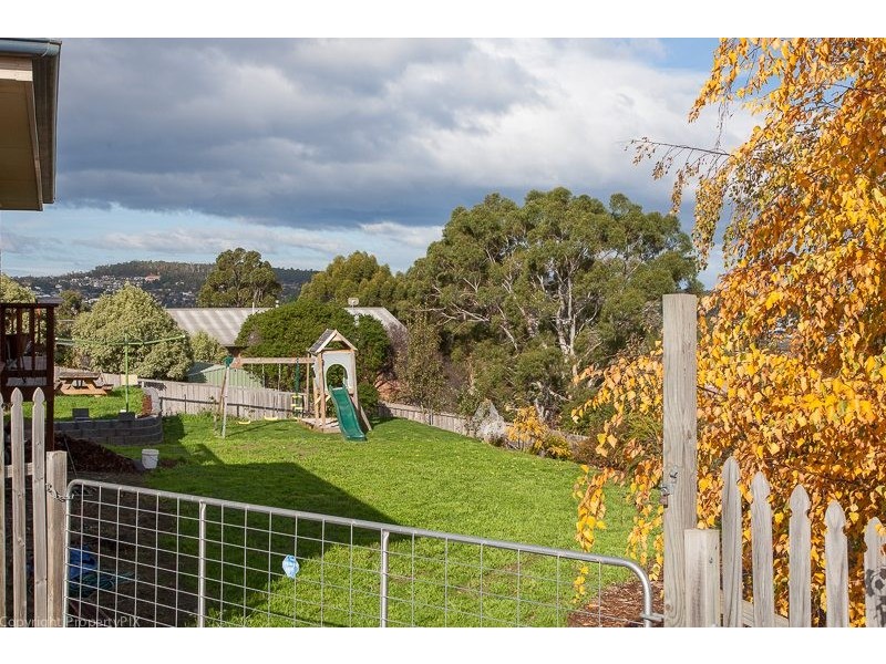 27 Freesia Crescent, Kingston TAS 7050