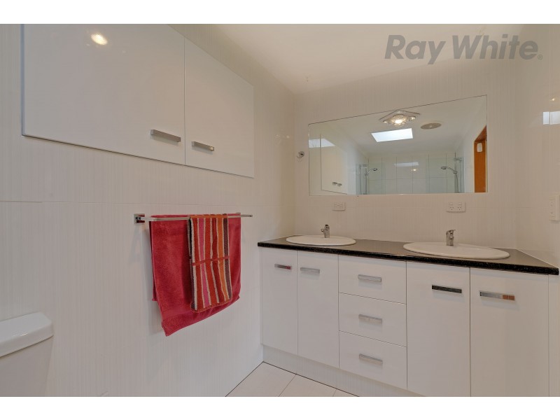 27 Diamond Drive, Blackmans Bay TAS 7052