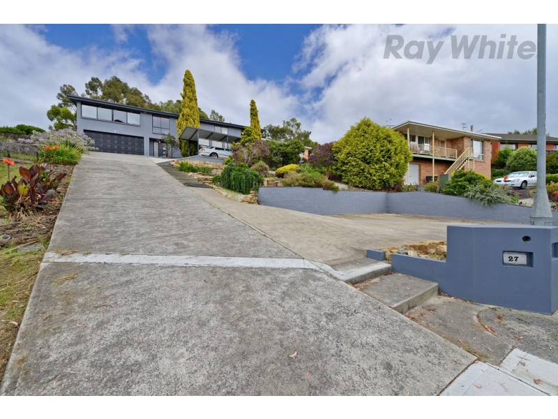27 Diamond Drive, Blackmans Bay TAS 7052