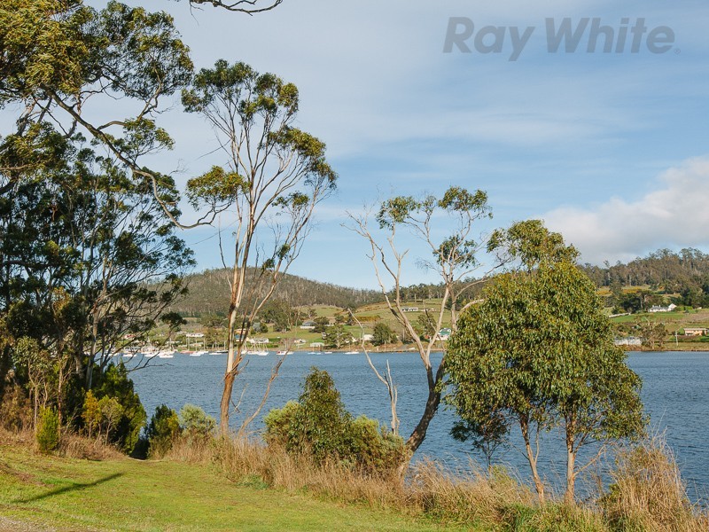 45 Esplanade Road, Cygnet TAS 7112