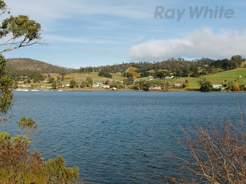45 Esplanade Road, Cygnet TAS 7112