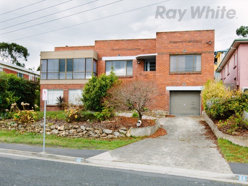 29 Corinna Road, Lindisfarne TAS 7015