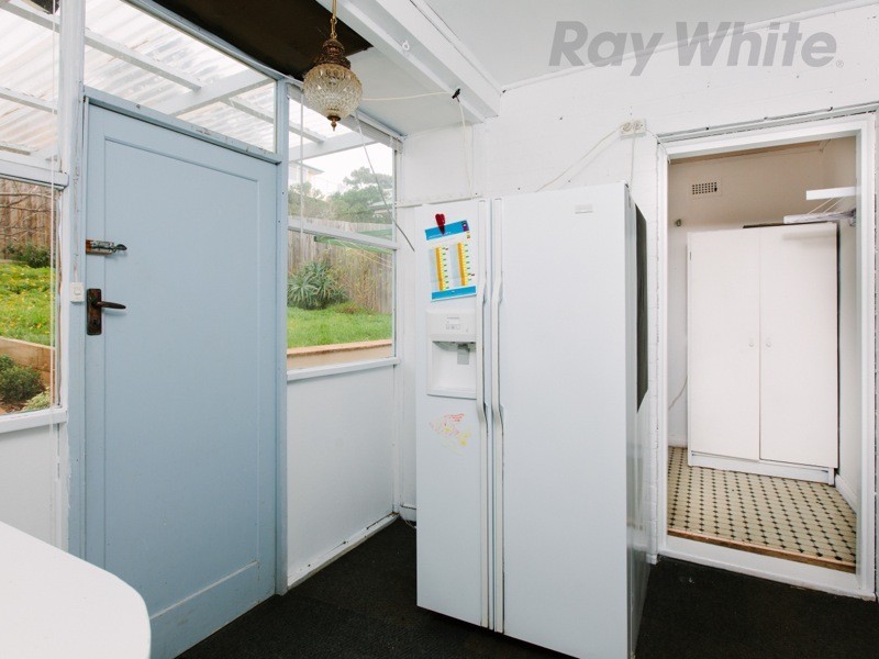 29 Corinna Road, Lindisfarne TAS 7015