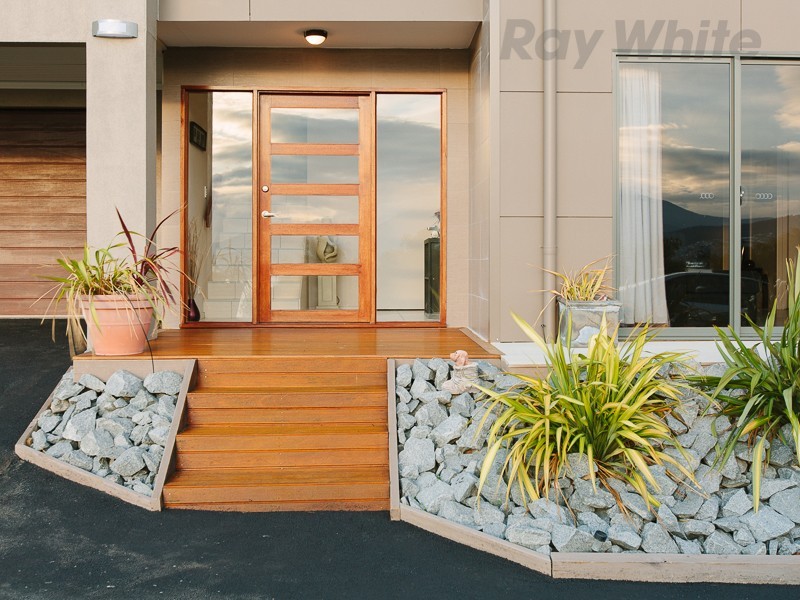 740 Oceana Drive, Tranmere TAS 7018