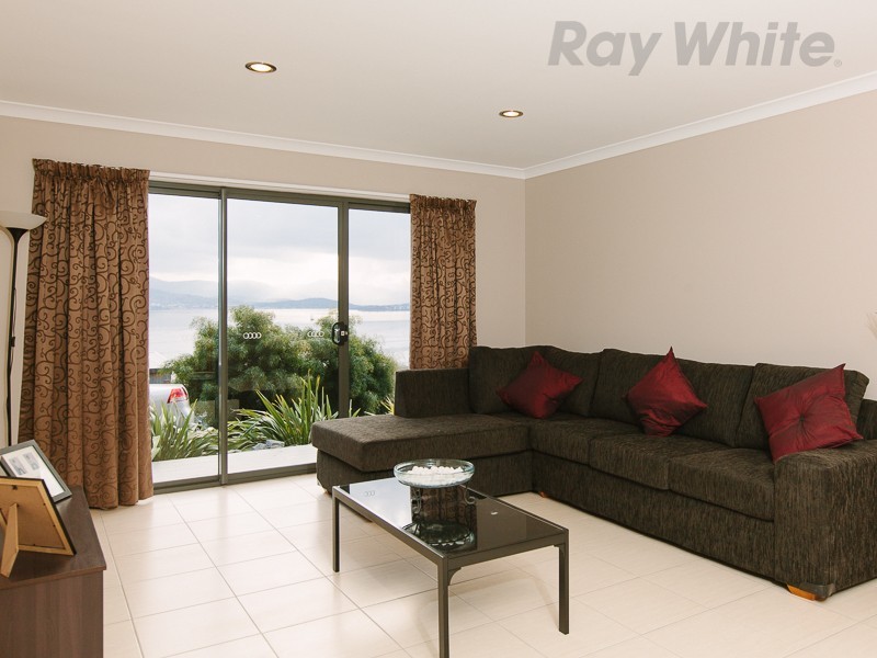 740 Oceana Drive, Tranmere TAS 7018
