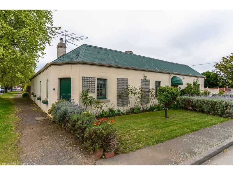17 Bathurst Street, Richmond TAS 7025