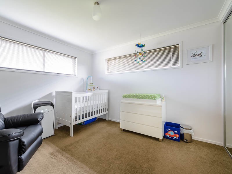 2/6 Dampier Street, Warrane TAS 7018