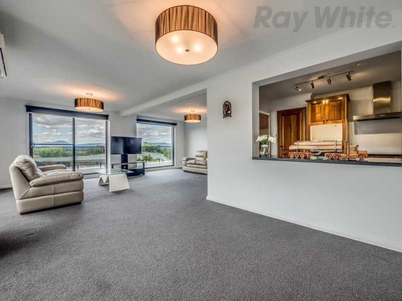 70 Lipscombe Avenue, Sandy Bay TAS 7005