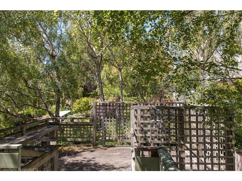 10 Lauramont Avenue, Sandy Bay TAS 7005