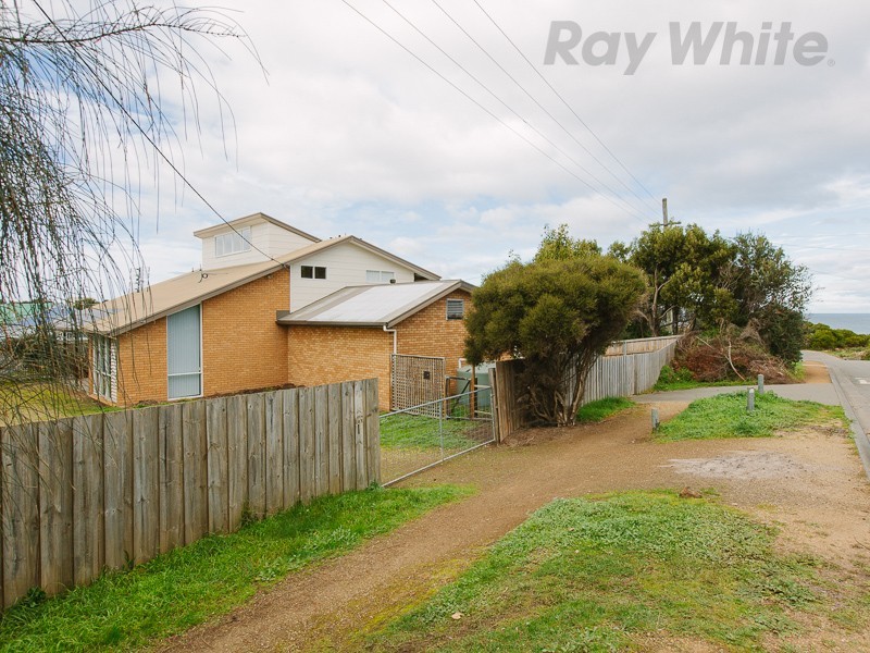 463 Clifton Beach Road, Clifton Beach TAS 7020