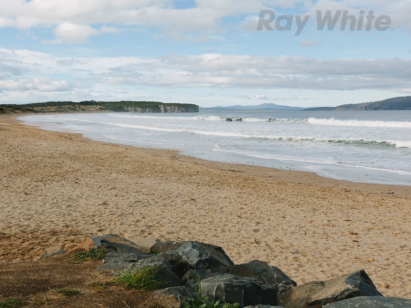 463 Clifton Beach Road, Clifton Beach TAS 7020