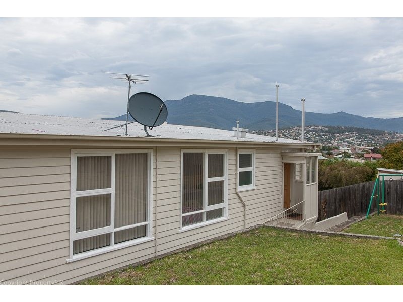 6 Chestnut Avenue, Lutana TAS 7009