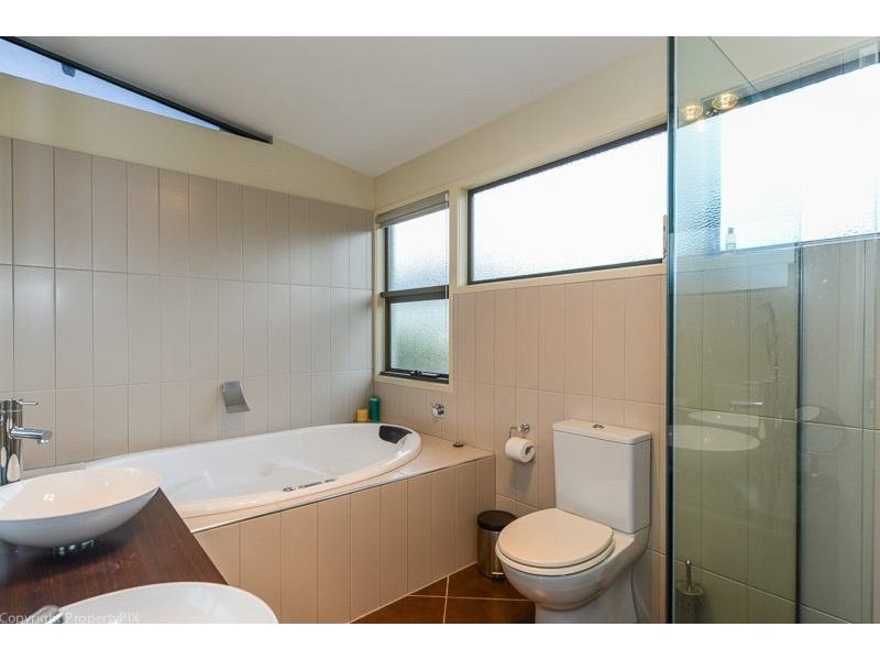 1/351 Carella Street, Tranmere TAS 7018