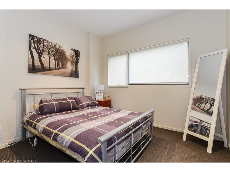 1/351 Carella Street, Tranmere TAS 7018