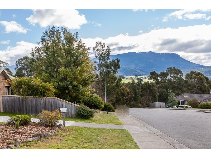 308 Redwood Road, Kingston TAS 7050