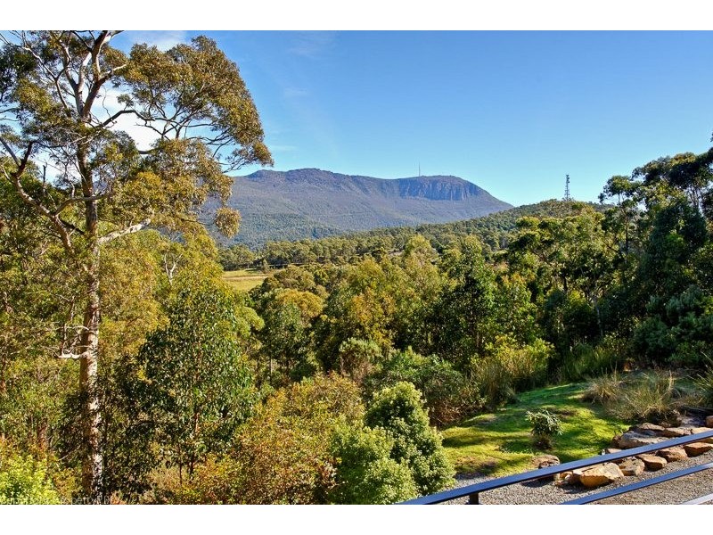 32 Bramble Street, Ridgeway TAS 7054