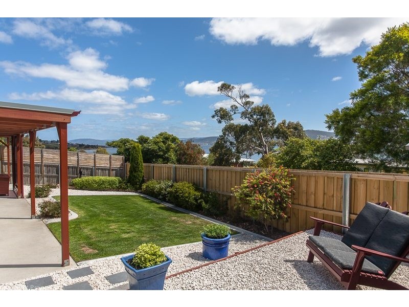 305 Carella Street, Tranmere TAS 7018