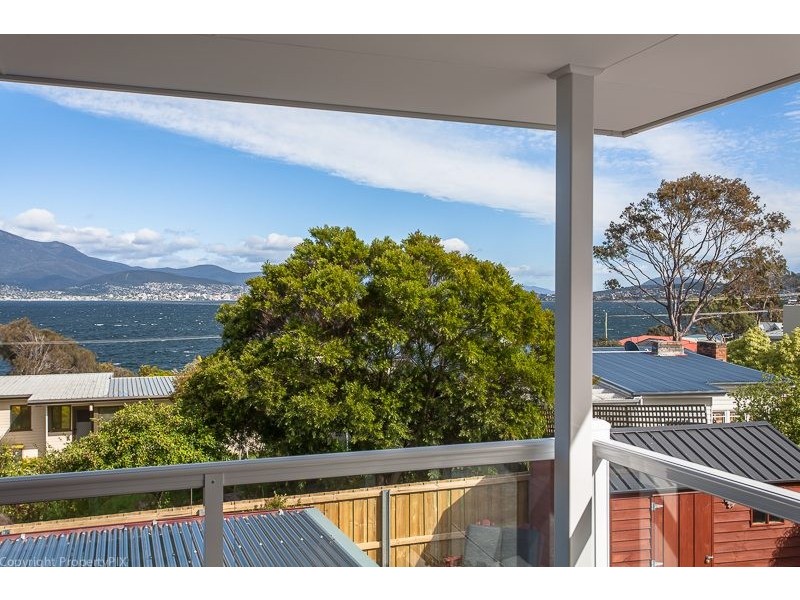 305 Carella Street, Tranmere TAS 7018