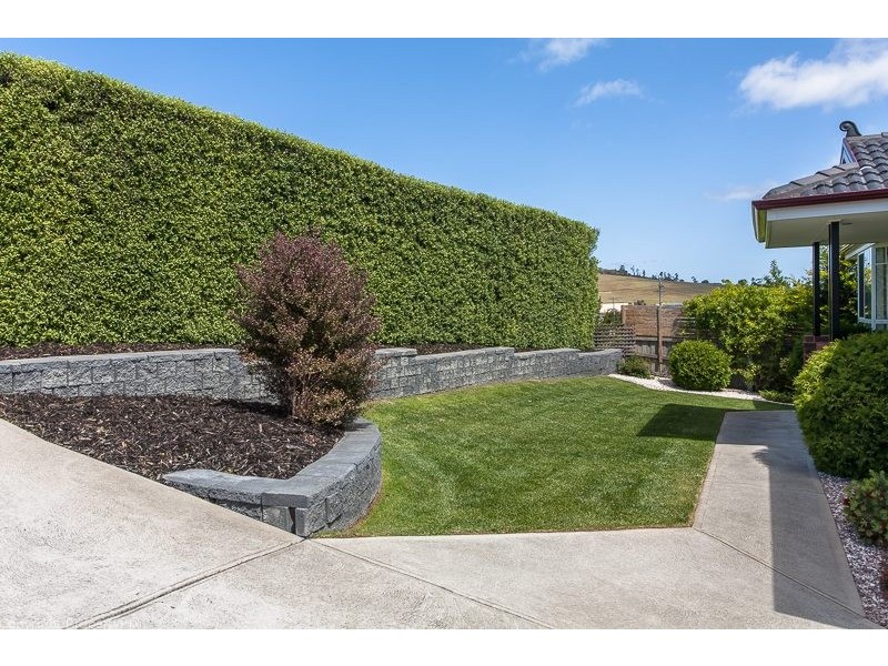 305 Carella Street, Tranmere TAS 7018