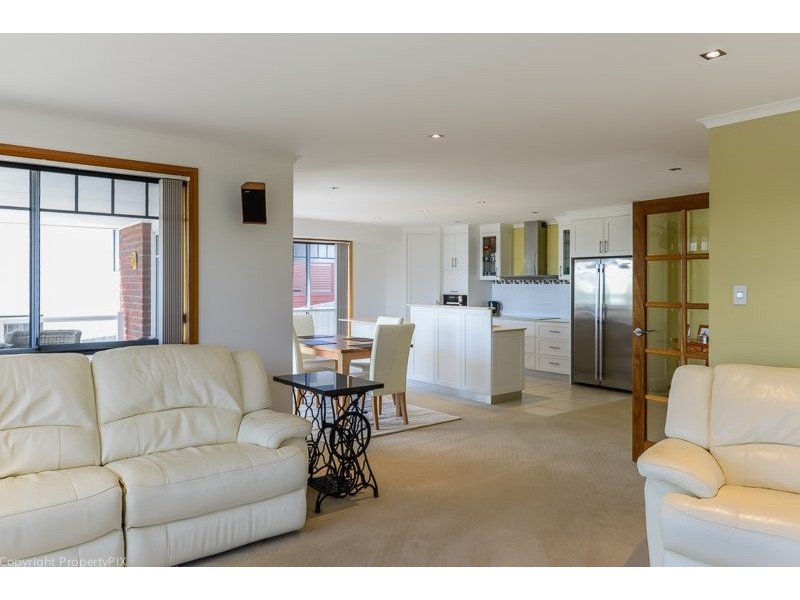 305 Carella Street, Tranmere TAS 7018