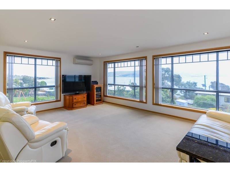 305 Carella Street, Tranmere TAS 7018