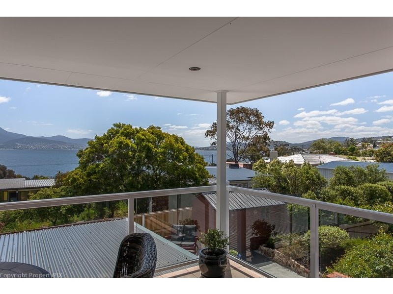 305 Carella Street, Tranmere TAS 7018