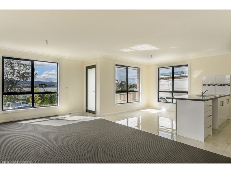 46 Esplanade, Midway Point TAS 7171