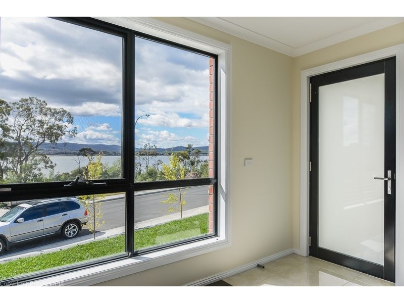 46 Esplanade, Midway Point TAS 7171