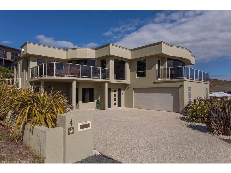 4 Parrott Place, Tranmere TAS 7018