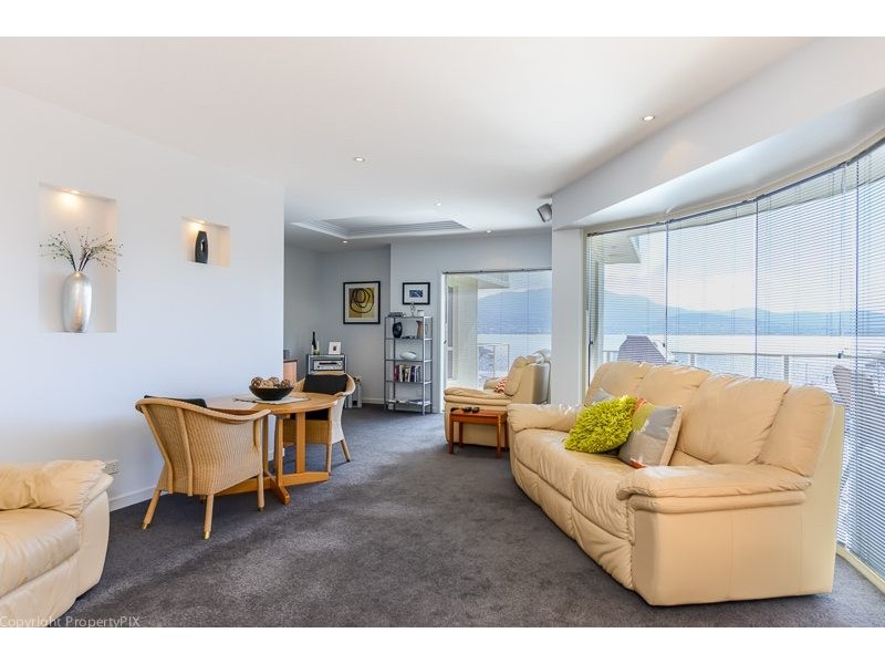 4 Parrott Place, Tranmere TAS 7018