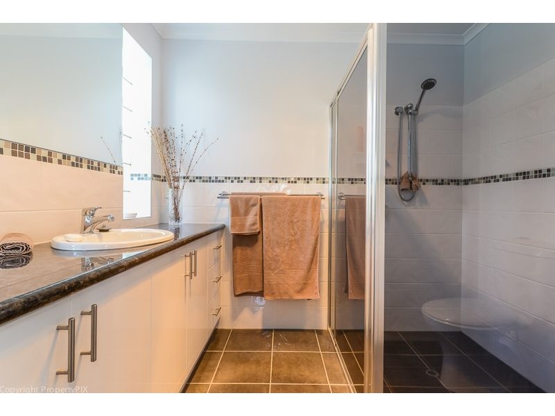 4 Parrott Place, Tranmere TAS 7018