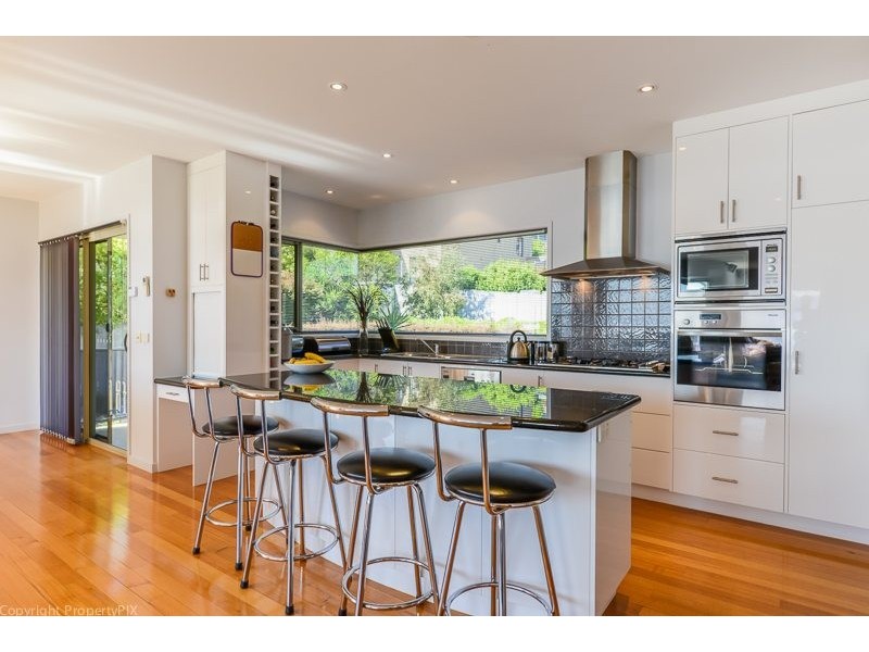 4 Parrott Place, Tranmere TAS 7018