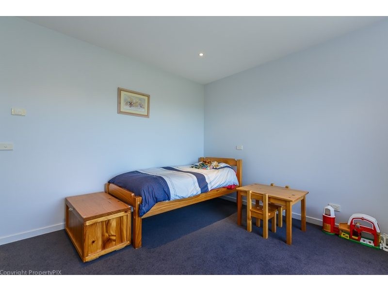 4 Parrott Place, Tranmere TAS 7018
