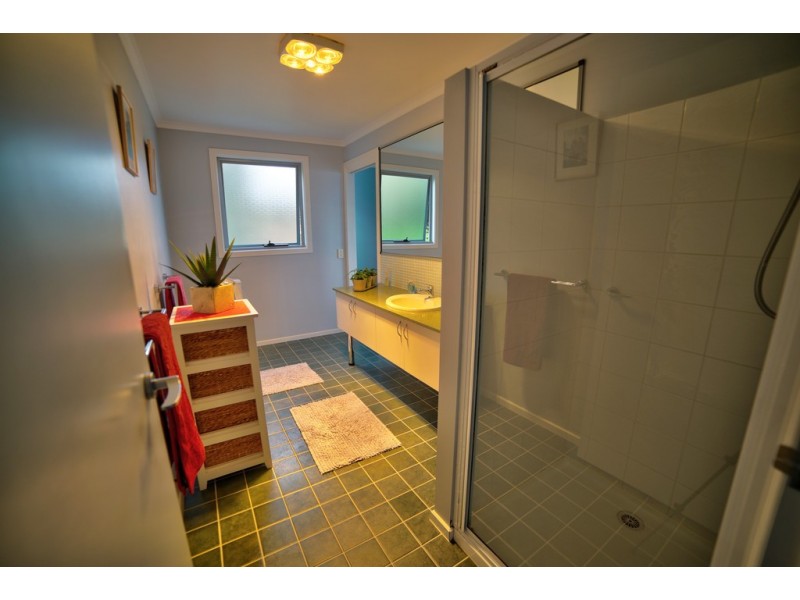 25 Skyline Drive, Howrah TAS 7018