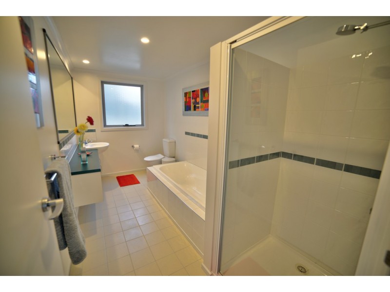 25 Skyline Drive, Howrah TAS 7018