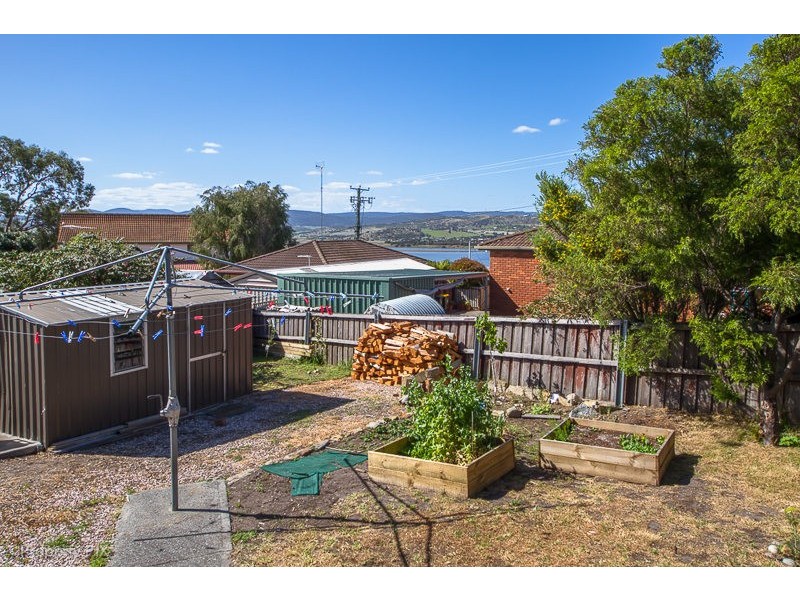 56 Honolulu Street, Midway Point TAS 7171