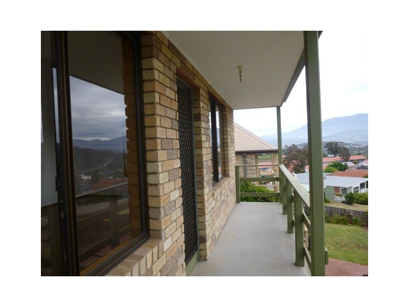 7/219 Cambridge Road, Warrane TAS 7018