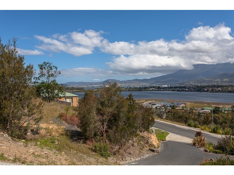43 Grevillea Avenue, Old Beach TAS 7017