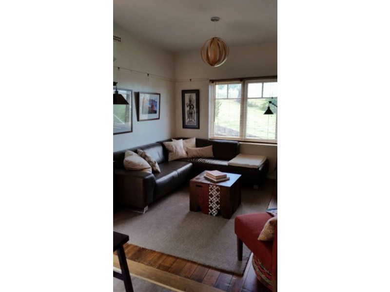 9 Gregson Avenue, New Town TAS 7008