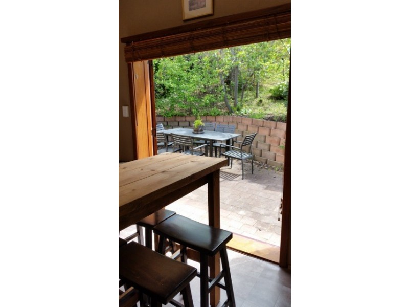 9 Gregson Avenue, New Town TAS 7008