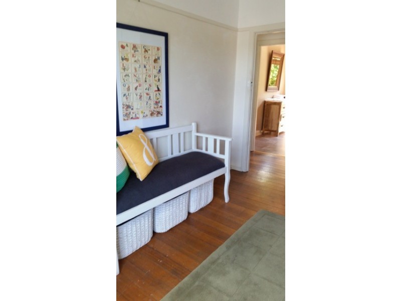 9 Gregson Avenue, New Town TAS 7008